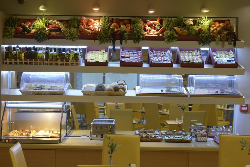 Hotel Kastro 3*